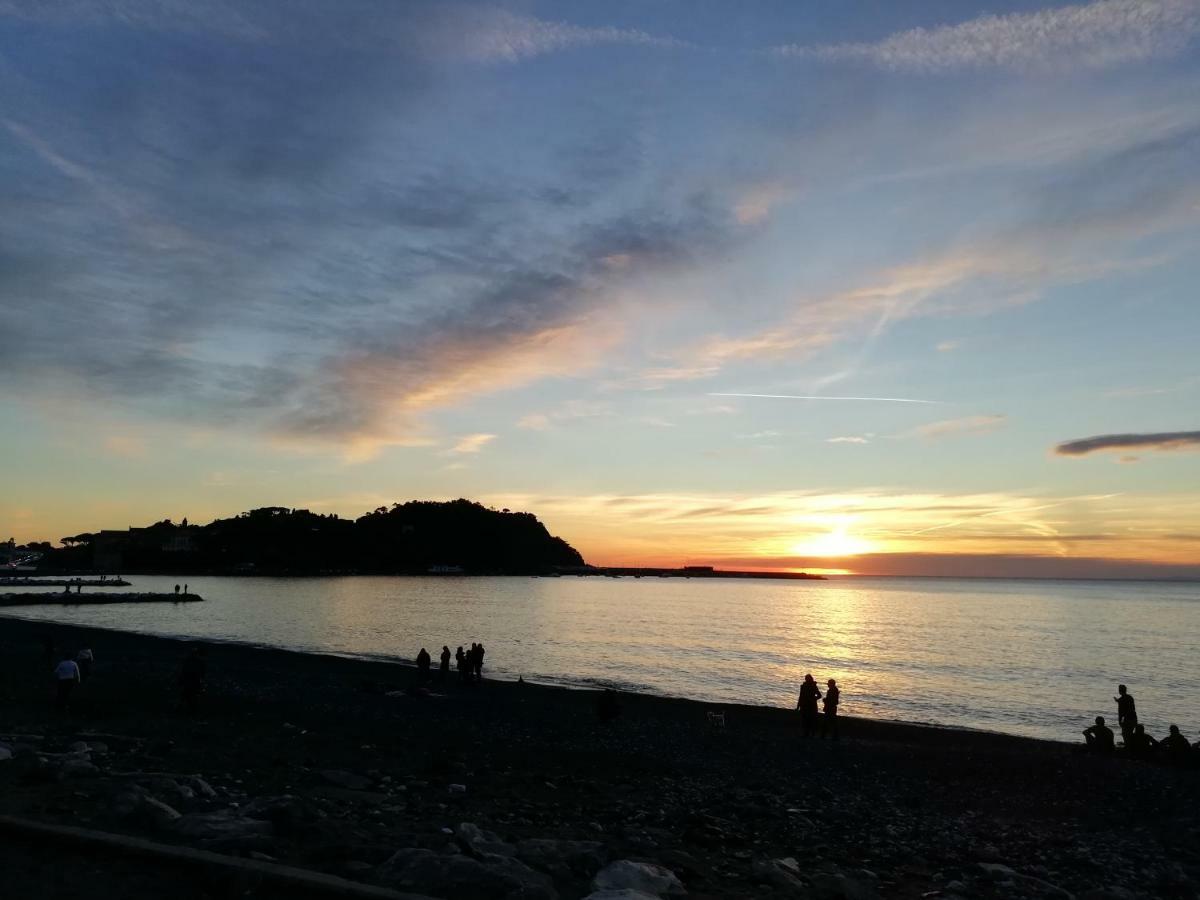 A Due Passi Dal Mare Apartamento Sestri Levante Exterior foto